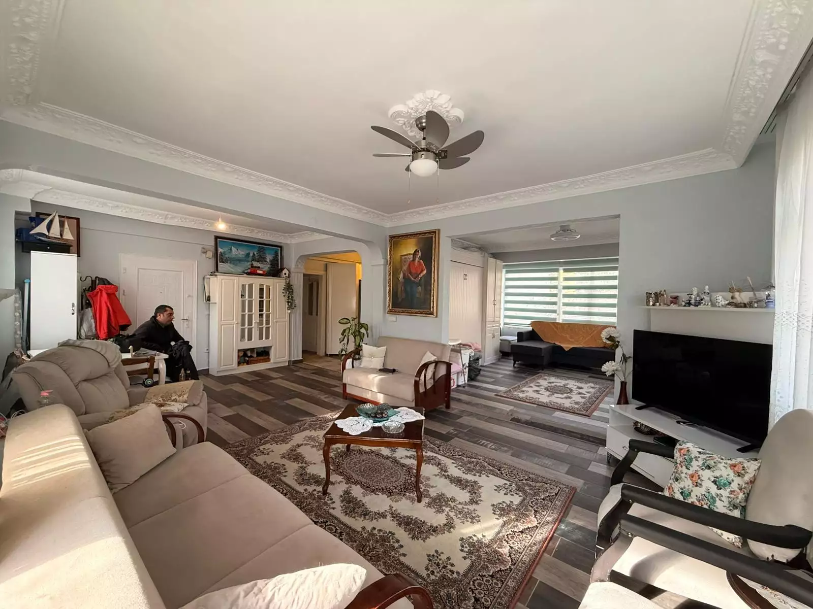 YENİKÖY'DE YATIRIMA UYGUN 3 KATLI 130 M2 ARSALI SATILIK BİNA