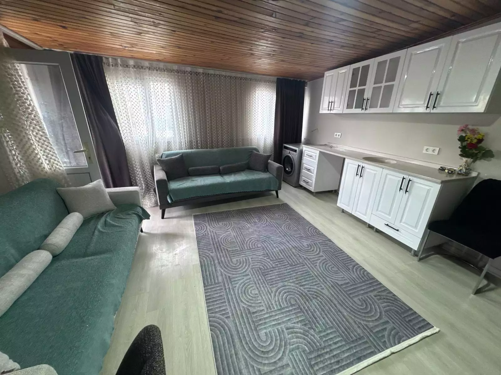 AVCILARDA 2 AYRI GİRİŞLİ SATILIK DUBLEKS DAİRE (ÇATI PİYESİ YOK)