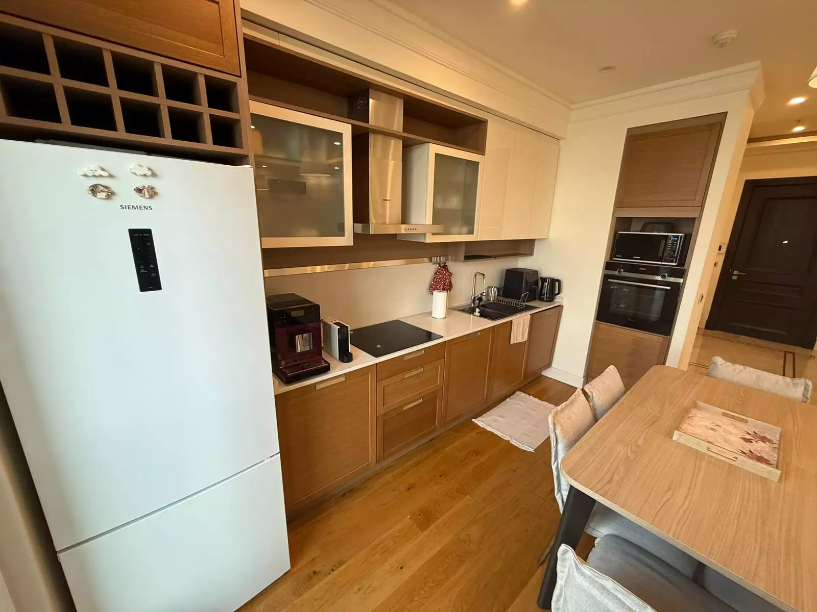 POLAT PİYALEPAŞA'DA GENİŞ TİP SATILIK 2+1 DAİRE (yeni kiracılı)