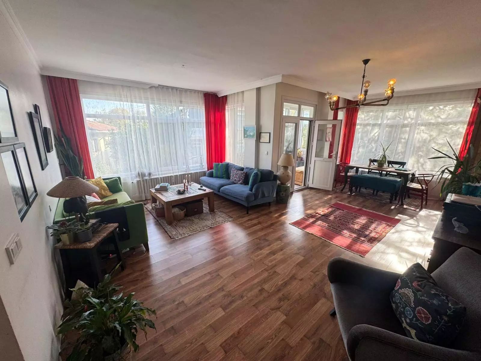 EMİRGANDA BOĞAZA 200 METRE MESAFEDE SATILIK 3+1 DAİRE