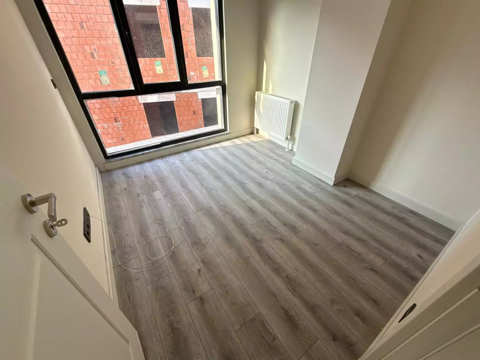 BEŞİKTAŞ DİKİLİTAŞ YENİ BİNADA DENİZ MANZARALI SATILIK 4+2 DAİRE