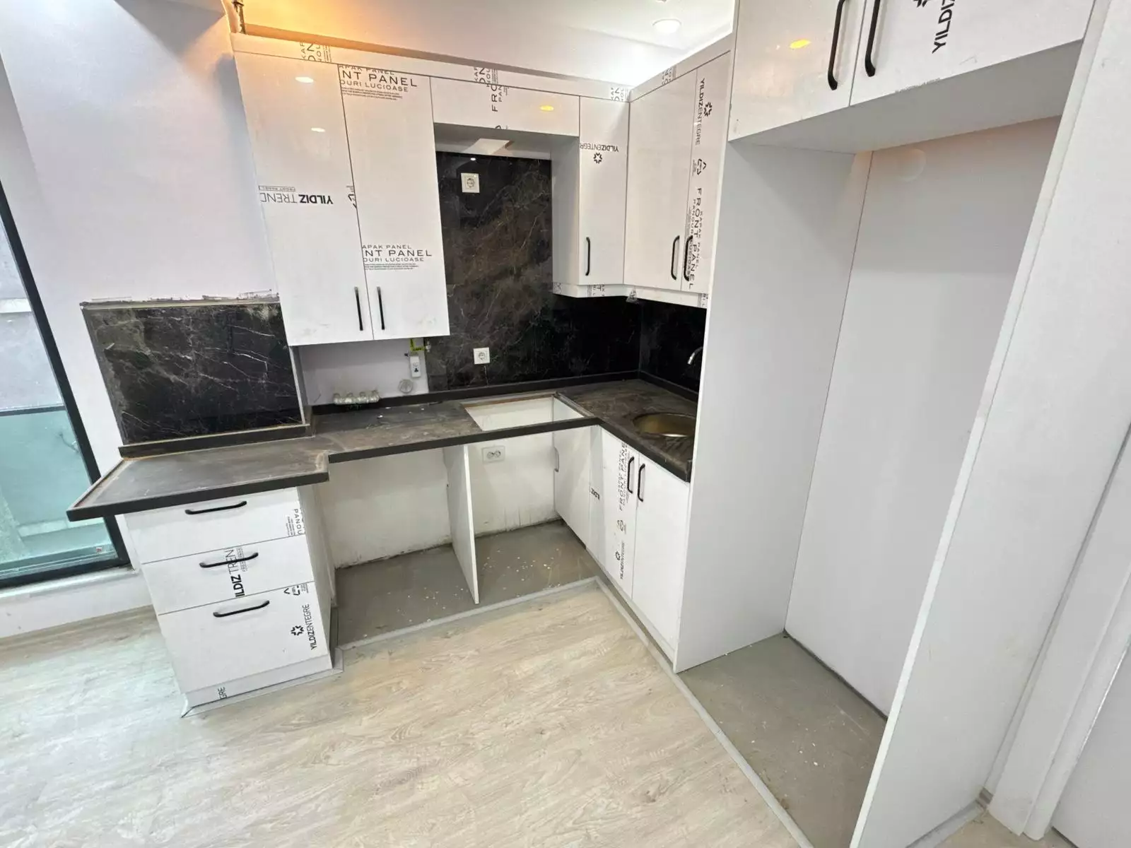 KAĞITHANE TALATPAŞA CADDE ÜZERİNDE YENİ BİNADA KİRALIK 1+1 DAİRE