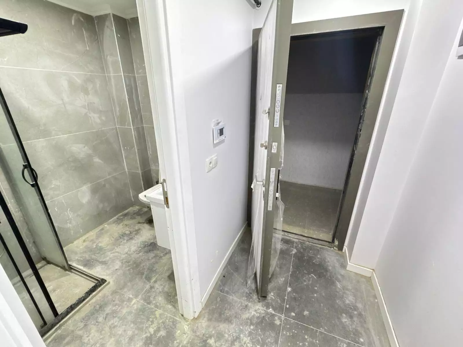 KAĞITHANE TALATPAŞA CADDE ÜZERİNDE YENİ BİNADA KİRALIK 1+1 DAİRE