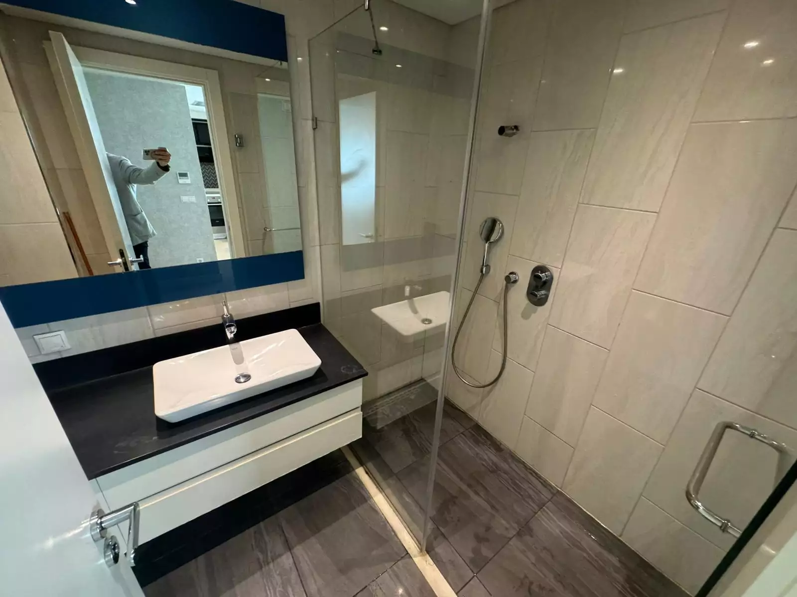 TAKSİM PETEK RESİDENCE'DA 2+1 SATILIK DAİRE