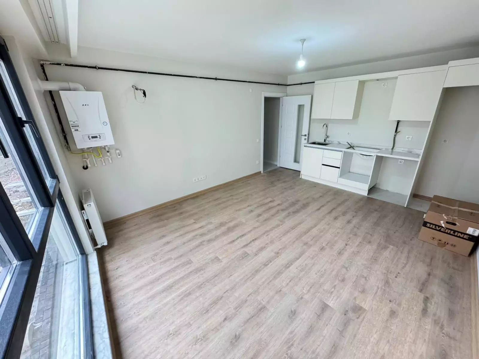 BEYOĞLU KASIMPAŞADA SIFIR YENİ BİNADA SATILIK 2+1 DAİRE