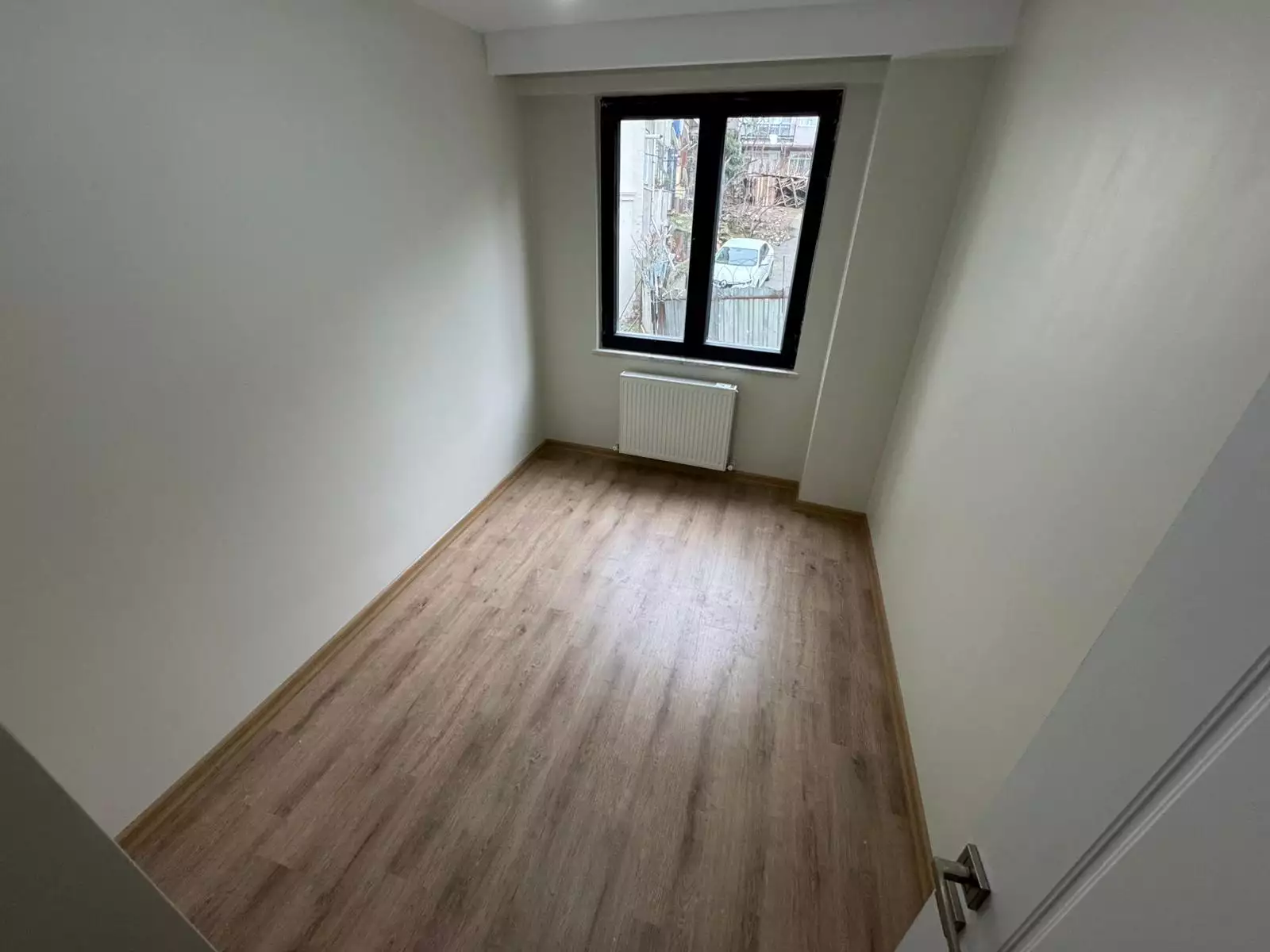 BEYOĞLU KASIMPAŞADA SIFIR YENİ BİNADA SATILIK 2+1 DAİRE