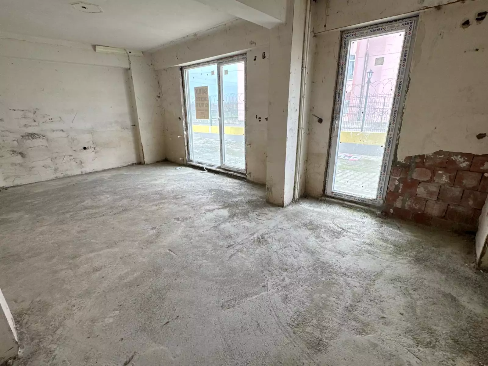 KARTEPE ARSLANBEY KONAKLARINDA SATILIK NATAMAM 5+1 BAHÇE DUBLEKS