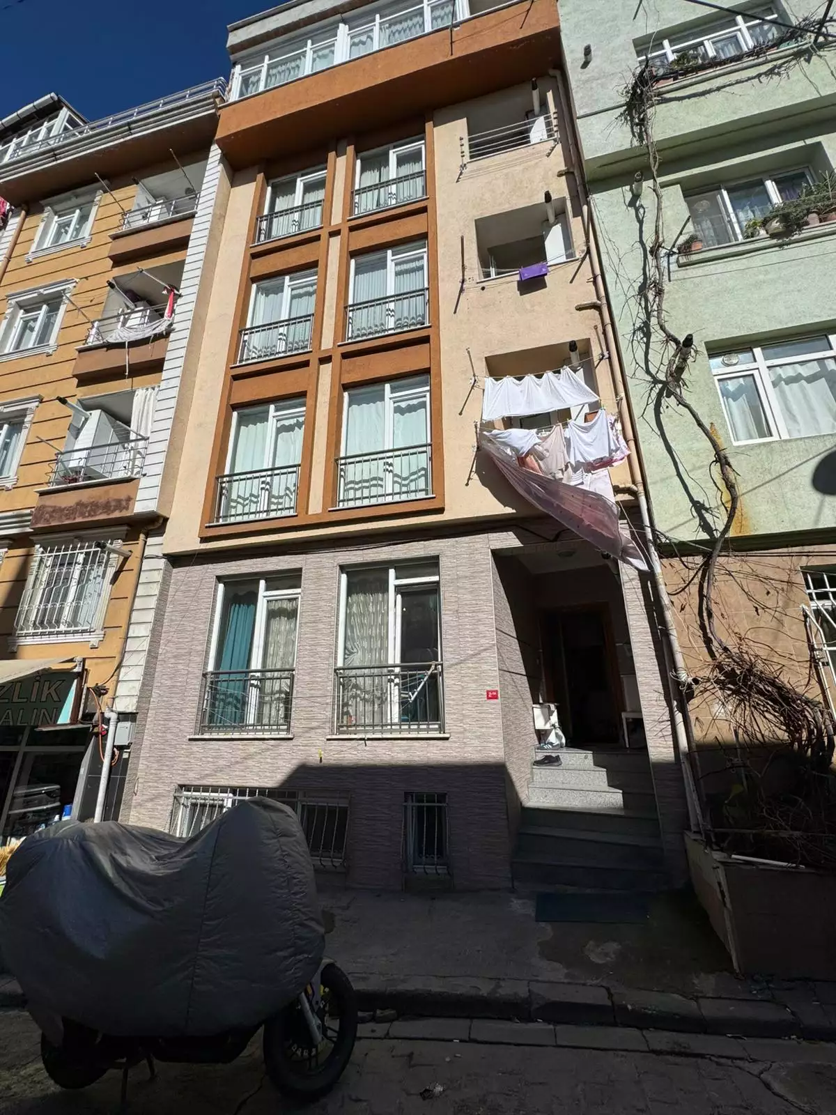 KASIMPAŞADA 15 YILLIK BİNADA SATILIK 3+2 TERS DUBLEKS