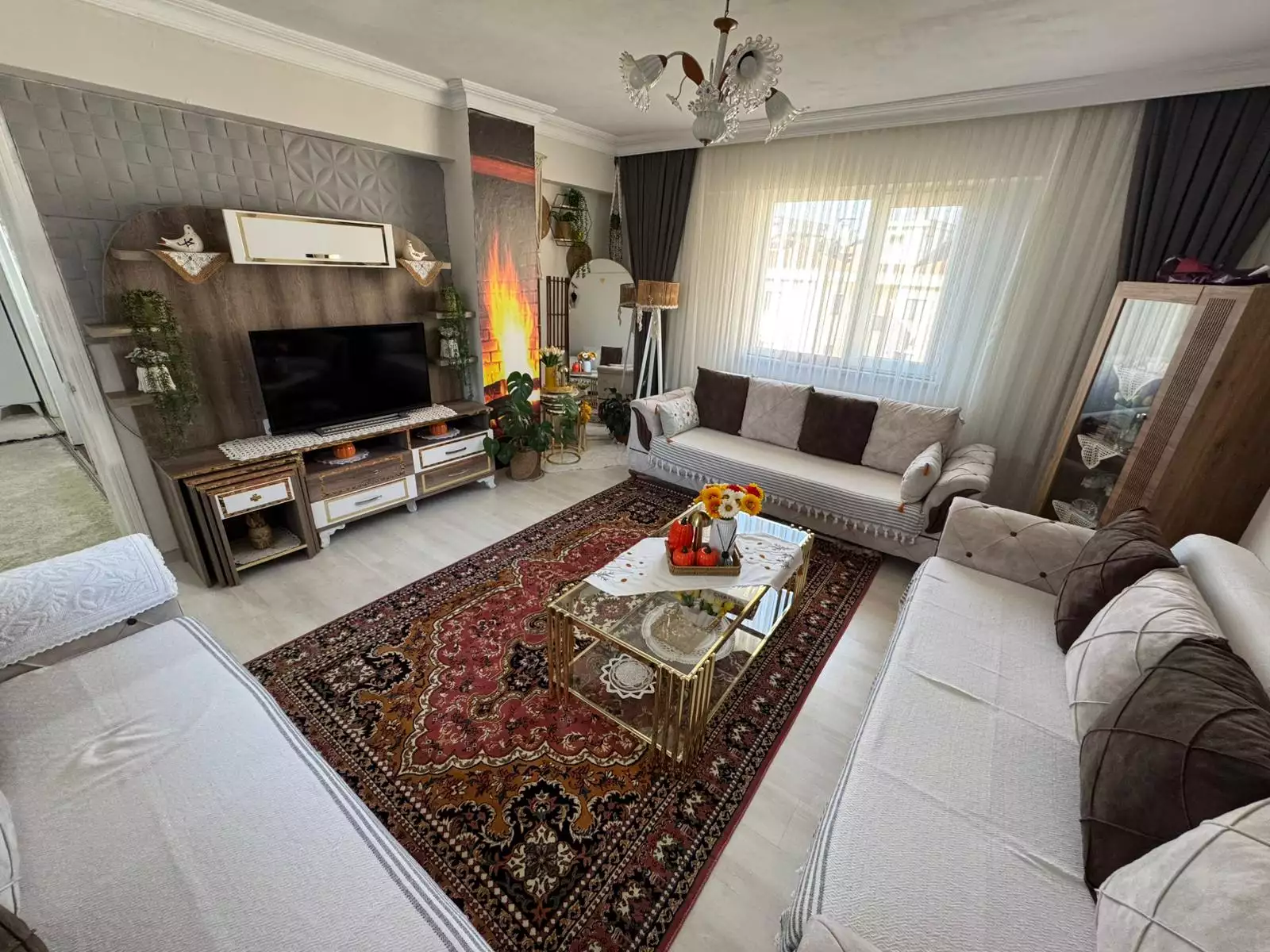 SEFAKÖYDE 2 AYRI GİRİŞLİ SATILIK 4+2 DUBLEKS DAİRE