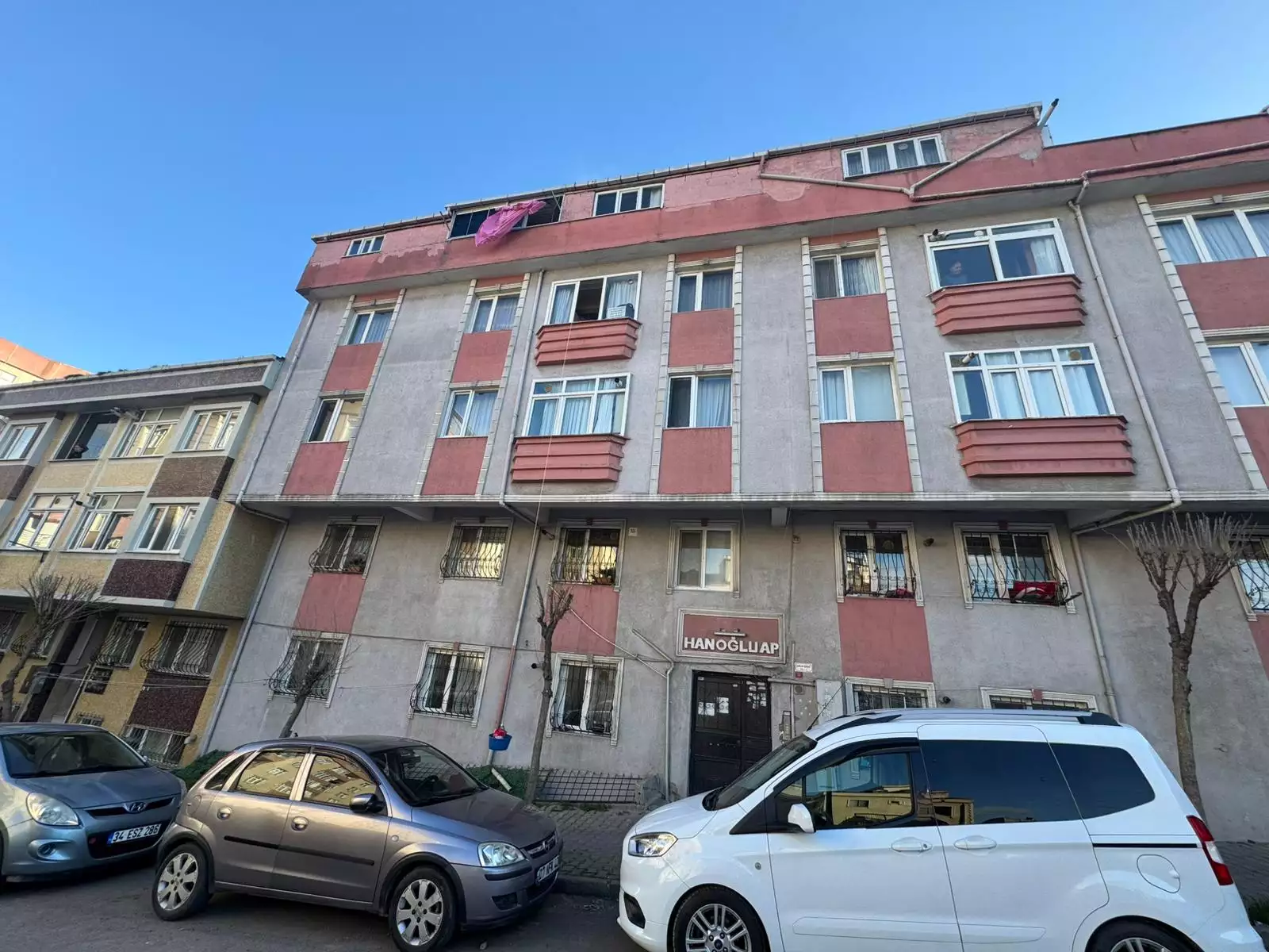 SEFAKÖYDE 2 AYRI GİRİŞLİ SATILIK 4+2 DUBLEKS DAİRE