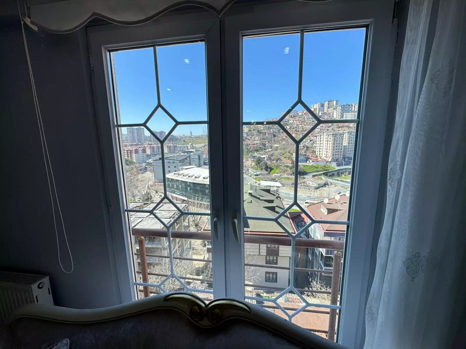 ESENTEPE MAHALLESİNDE 11 YILLIK BİNADA KİRALIK 3+1 DAİRE