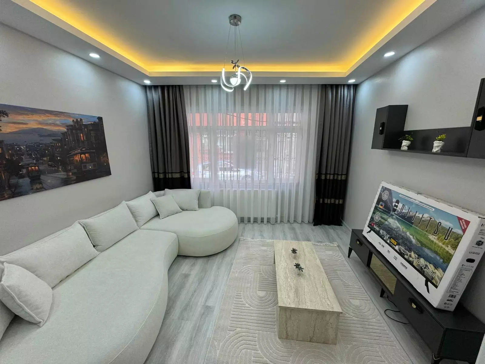 EŞYALI 2+1 KİRALIK DAİRE ÇELİKTEPE'DE 4 LEVENT METROYA 200 METRE