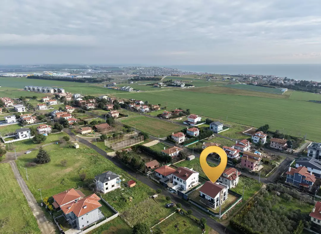 SİLİVRİDE DENİZ MANZARALI SATILIK SIFIR 7+2 LÜKS VİLLA