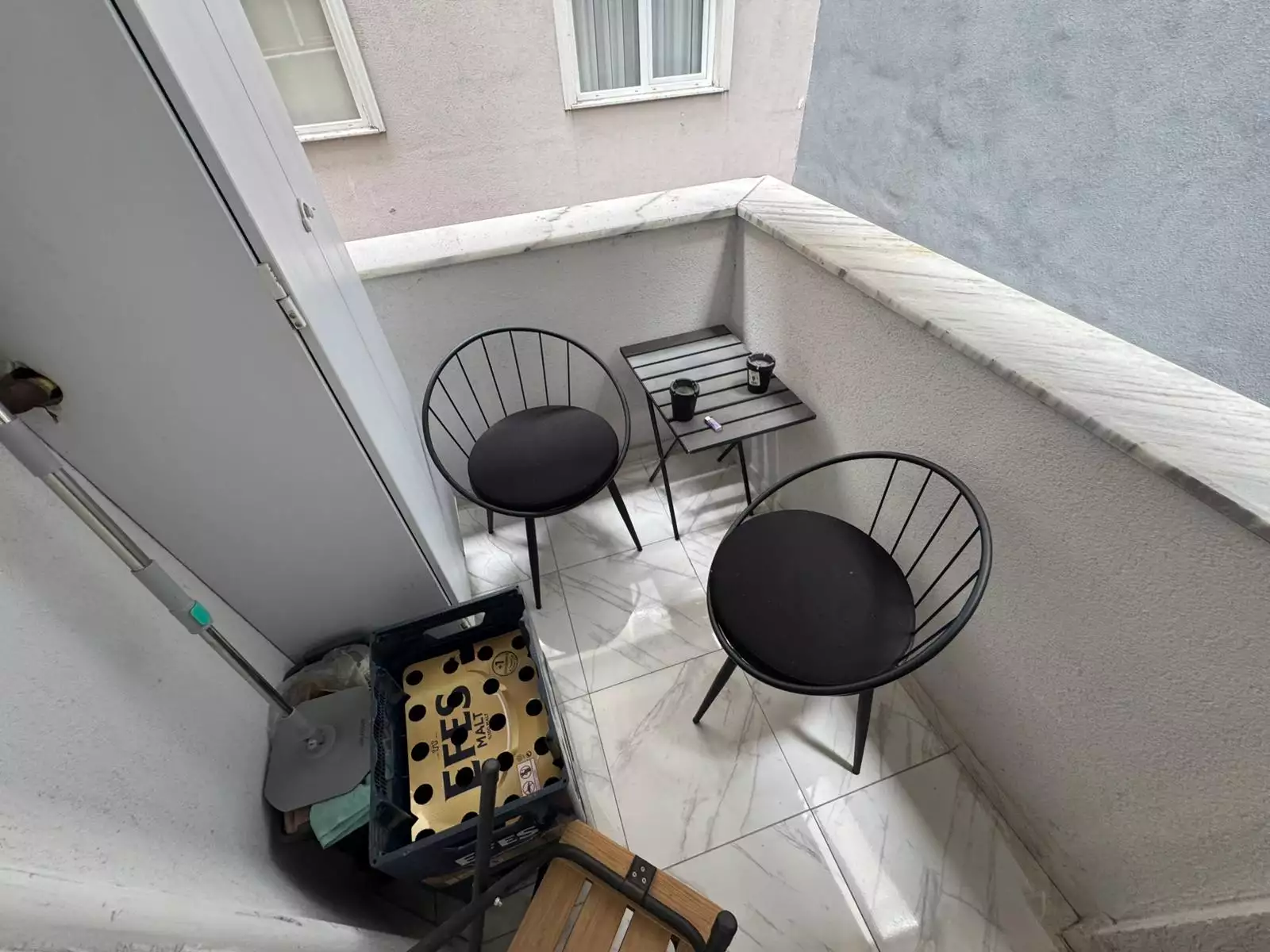 ORTABAYIRDA OTOPARKLI YENİ BİNADA SATILIK GENİŞ 1+1