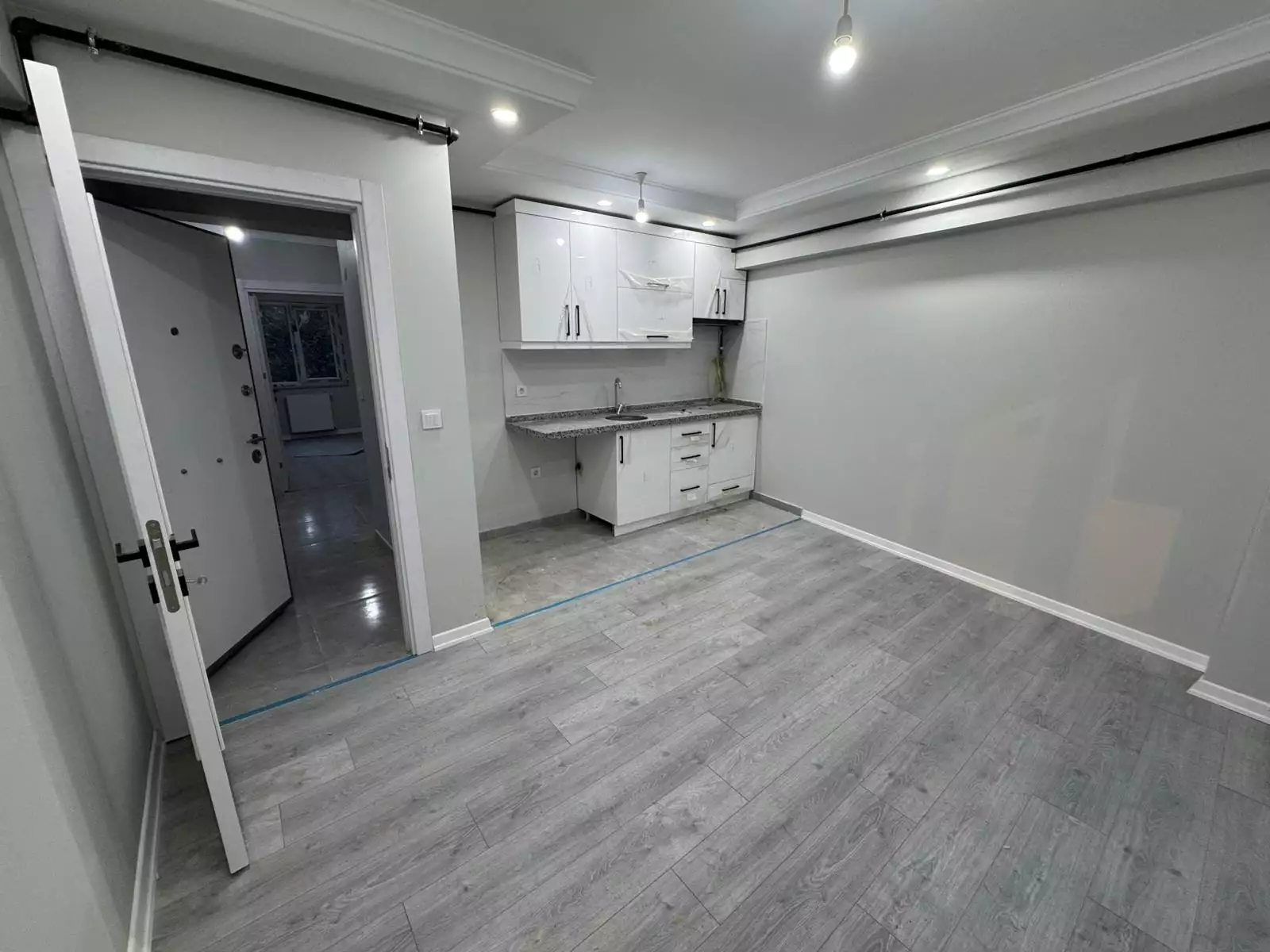 ORTABAYIRDA METROYA YAKIN YENİ BİNADA SATILIK 2+1 DAİRE