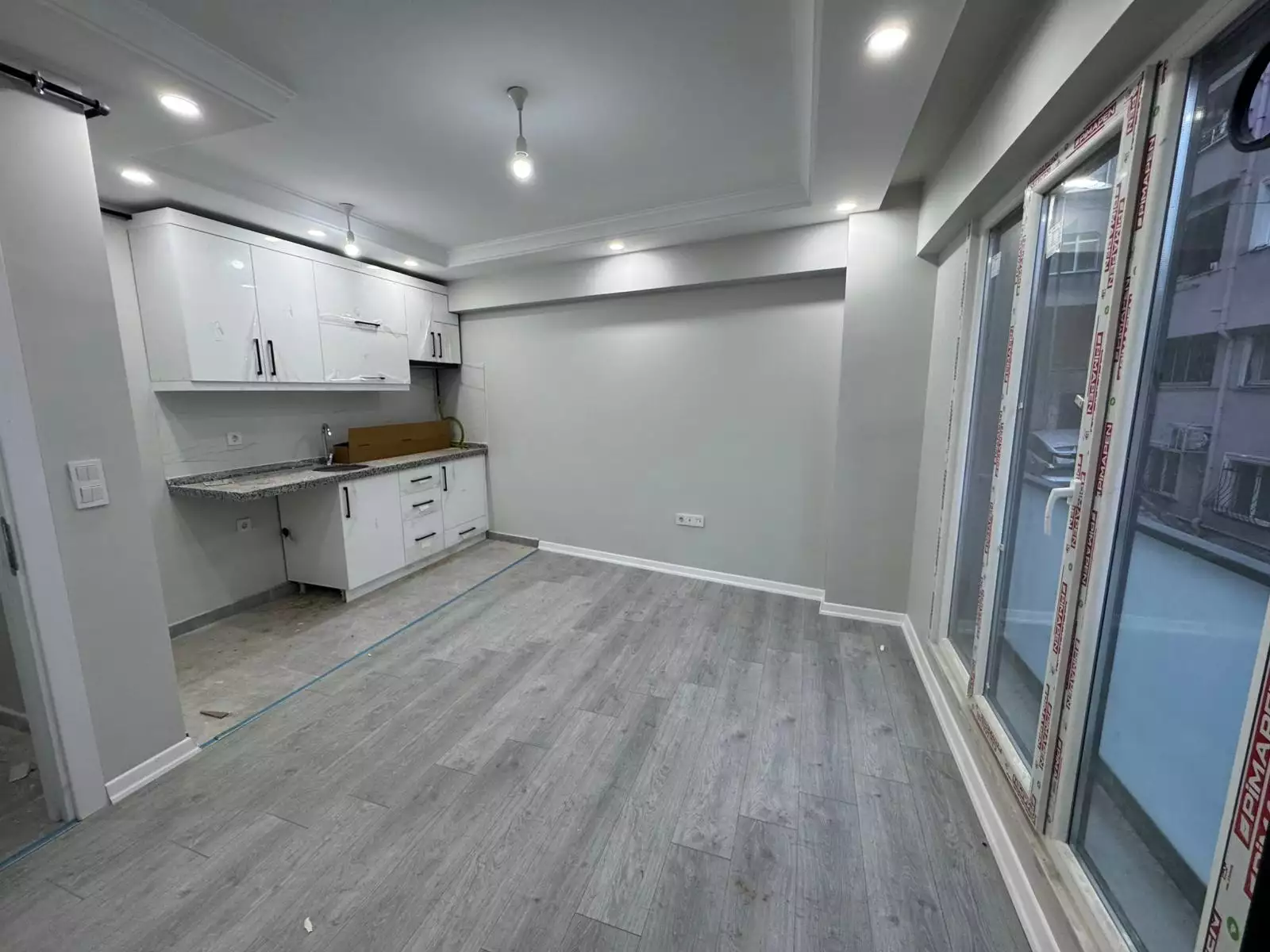 ORTABAYIRDA METROYA YAKIN YENİ BİNADA SATILIK 2+1 DAİRE