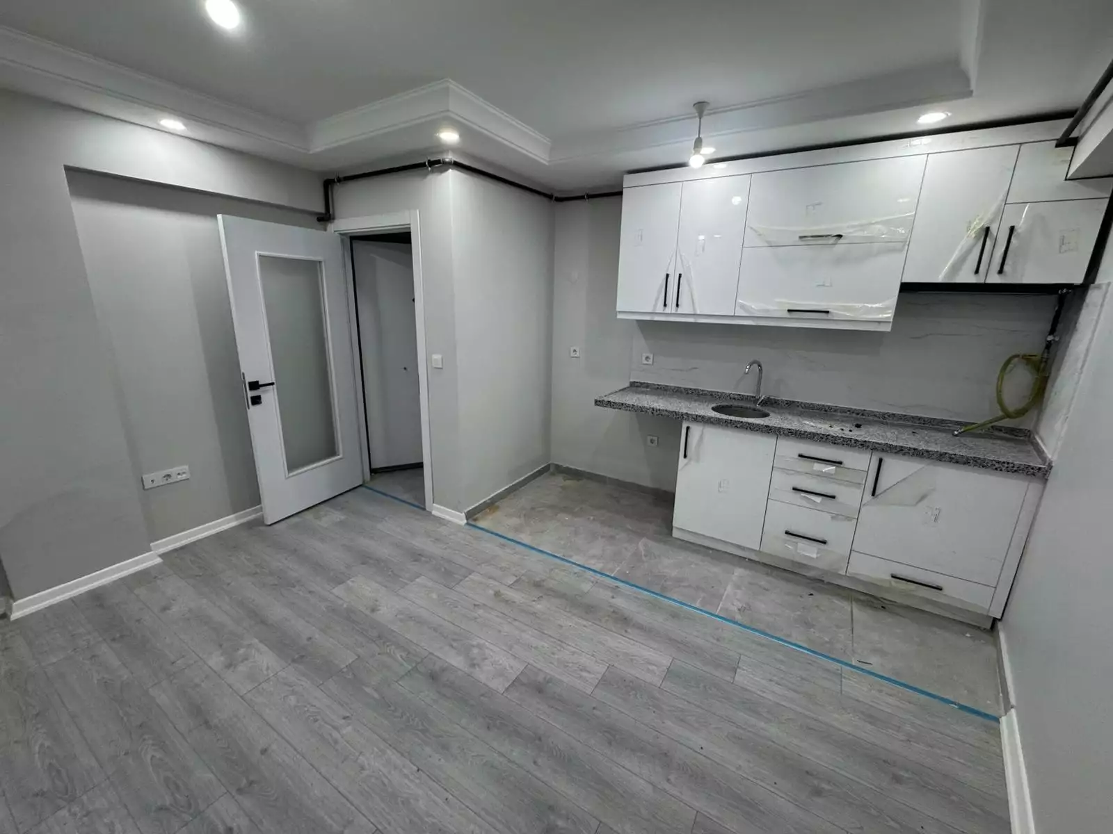 ORTABAYIRDA METROYA YAKIN YENİ BİNADA KİRALIK 2+1 DAİRE