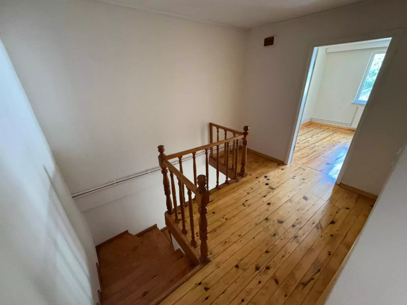 ARNAVUTKÖYDE LÜKS SİTELERİN ARASINDA KİRALIK 3+1 DUBLEKS DAİRE