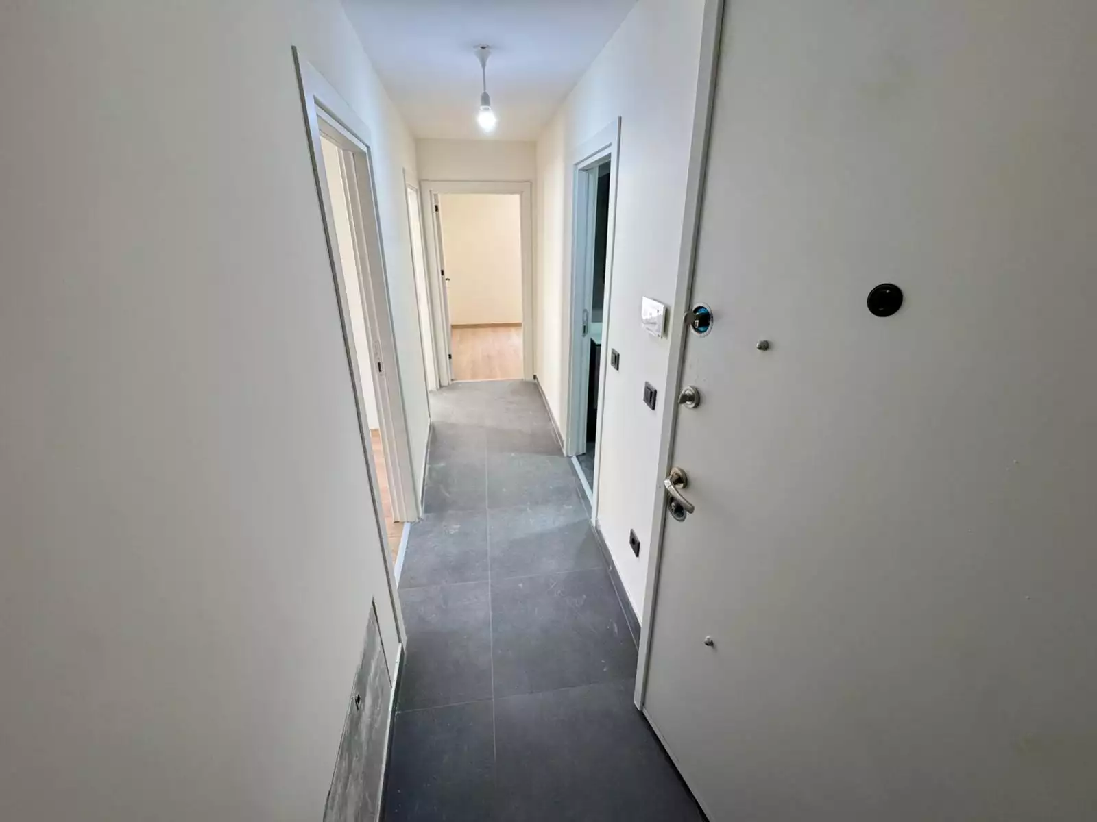 ZENİCON REZİDANSTA KİRALIK 2+1 DAİRE (OTOPARKLI)