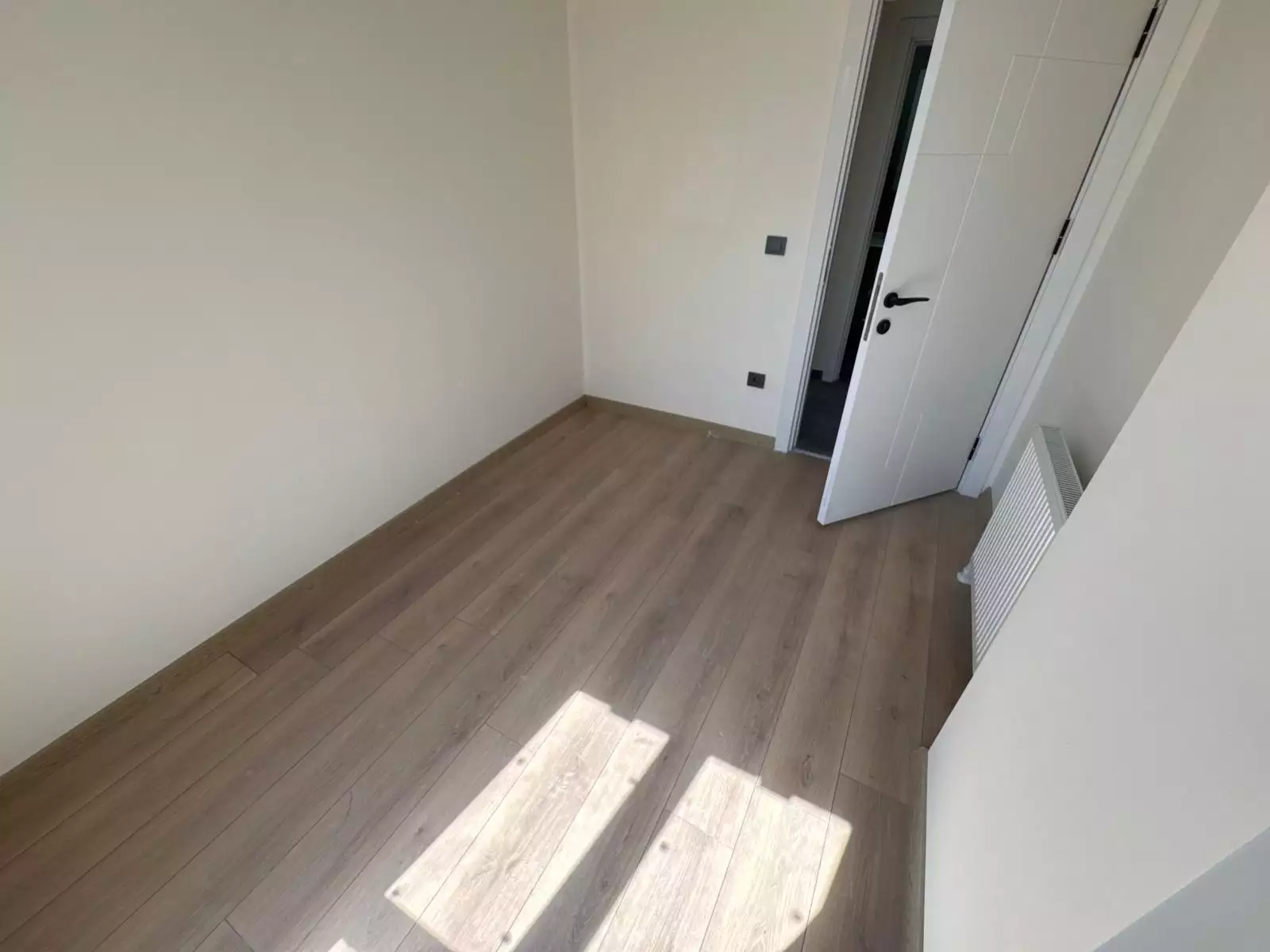 KAĞITHANE GÜLTEPE ZENİCON REZİDANSTA KİRALIK 2+1 DAİRE OTOPARKLI