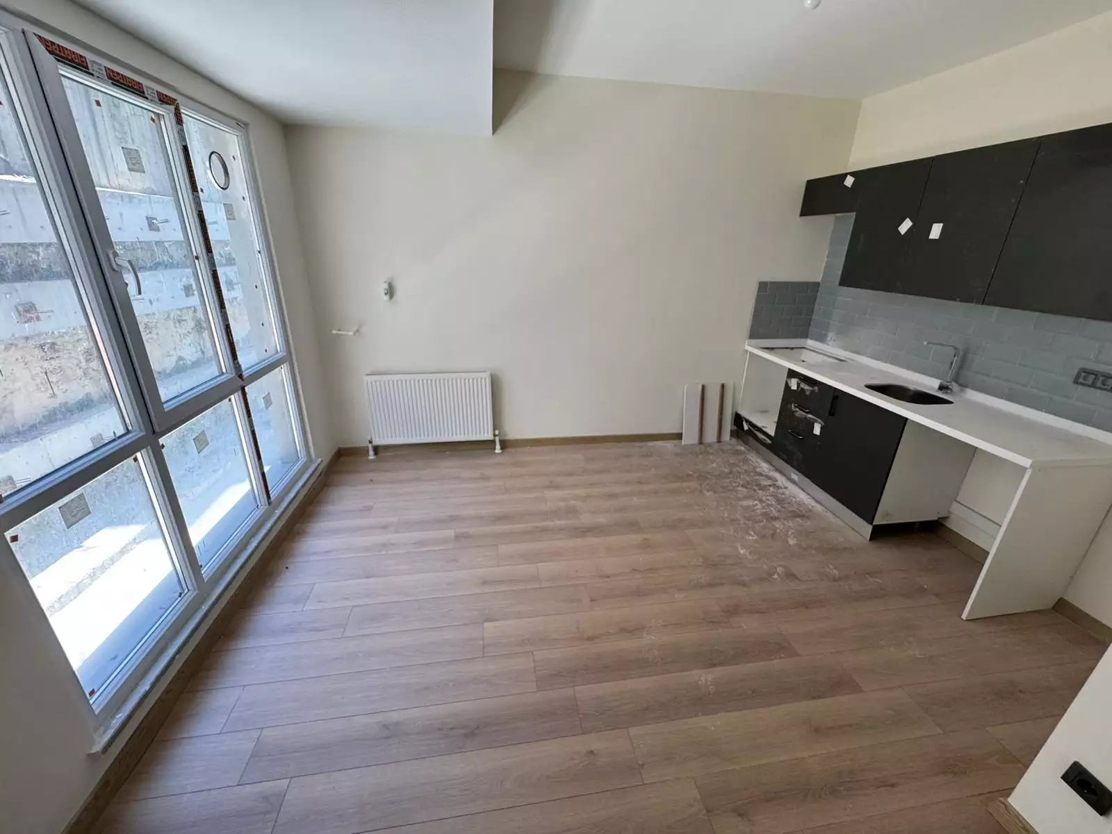 ZENİCON REZİDANSTA KİRALIK 2+1 DAİRE (OTOPARKLI)