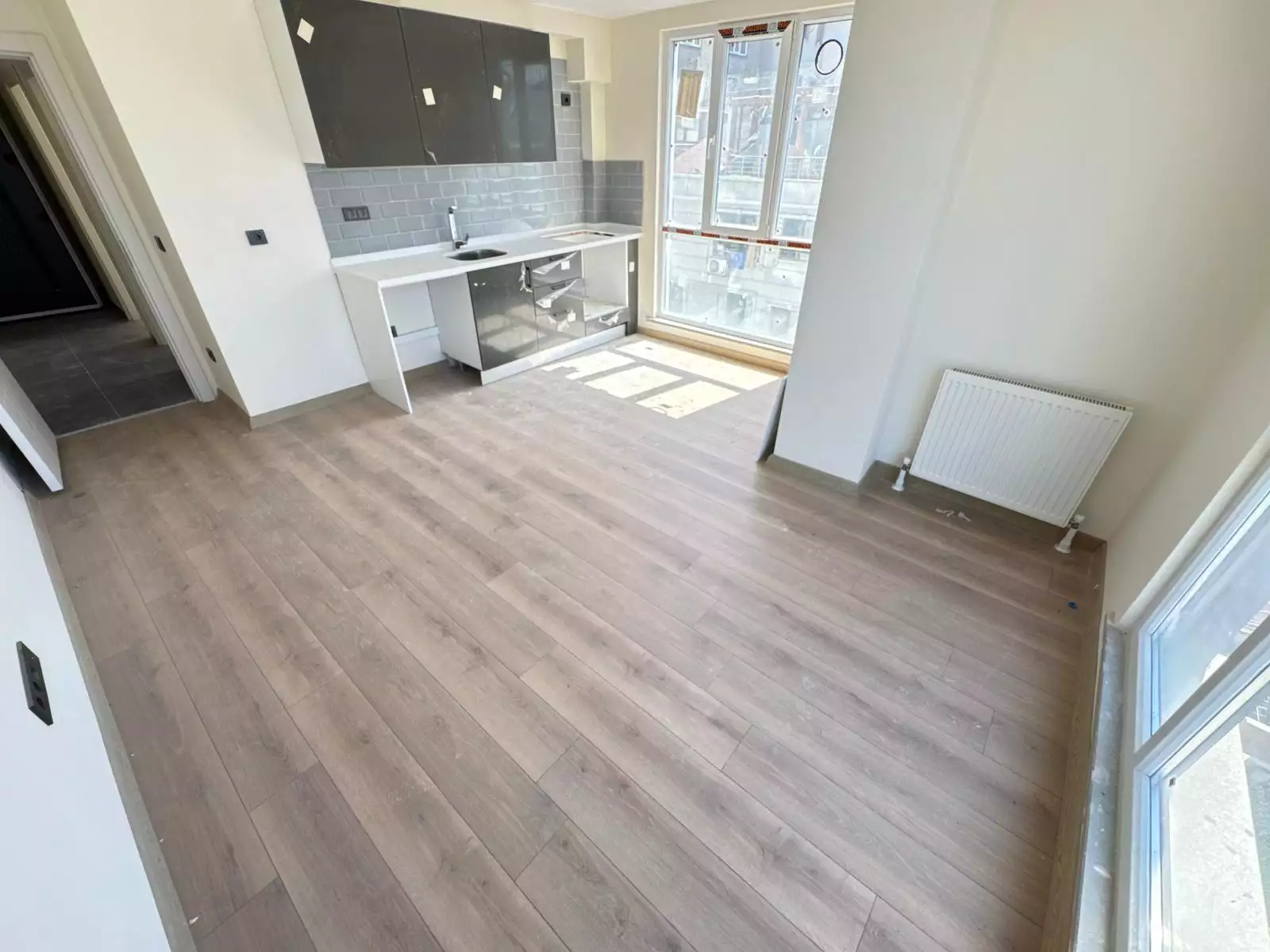 KAĞITHANE GÜLTEPE ZENİCON REZİDANSTA KİRALIK 2+1 DAİRE OTOPARKLI