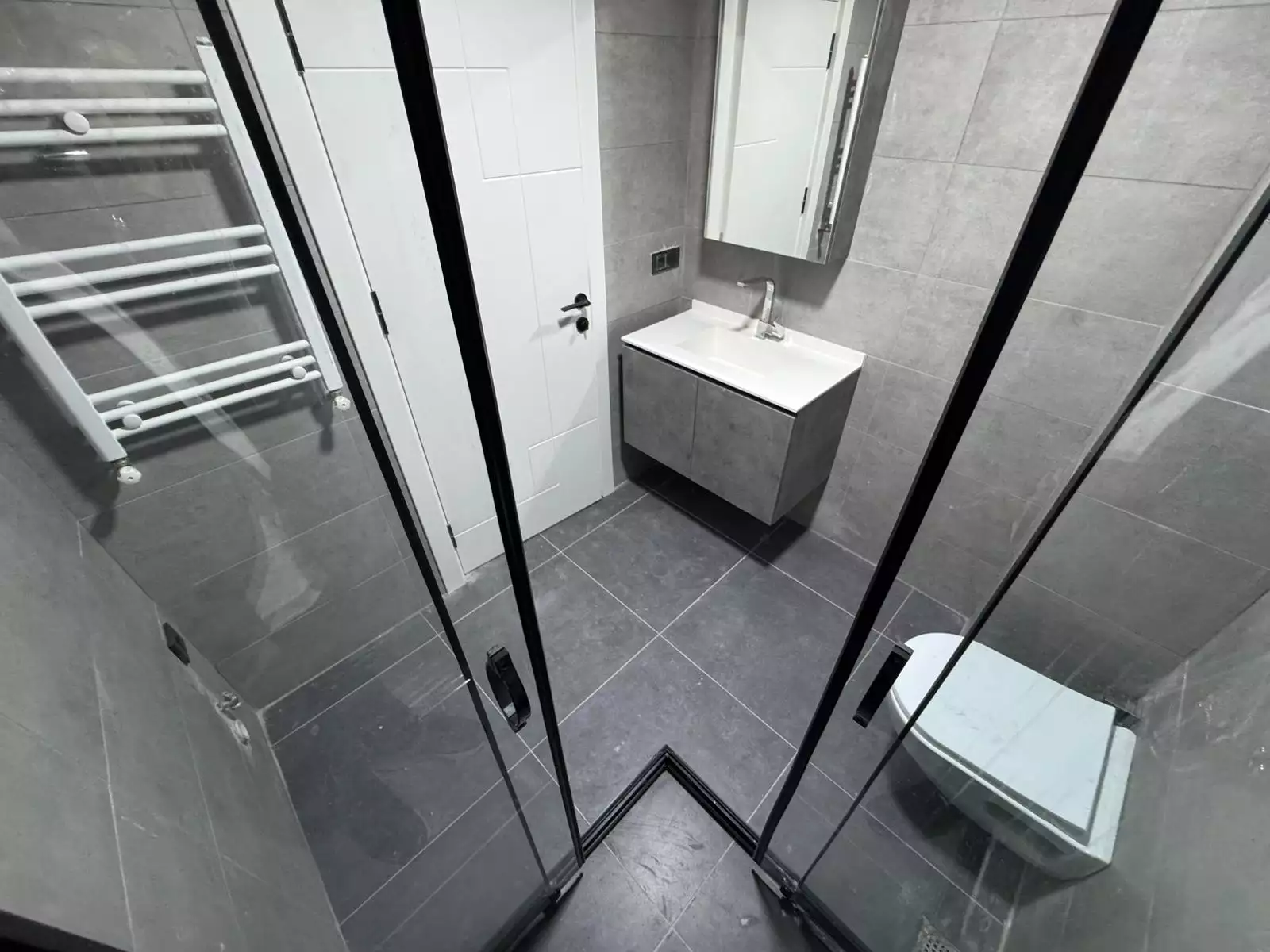 ZENİCON REZİDANSTA KİRALIK 2+1 DAİRE (OTOPARKLI)