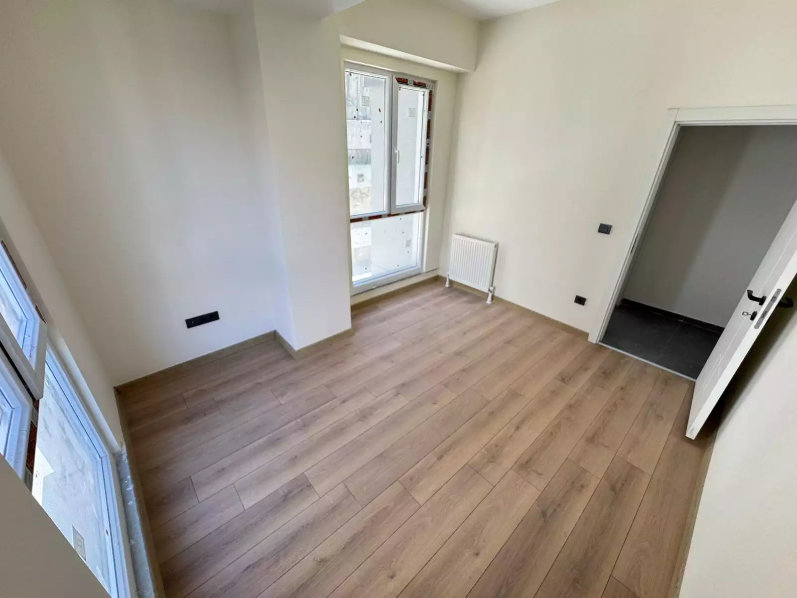 ZENİCON REZİDANSTA KİRALIK 2+1 DAİRE (OTOPARKLI)