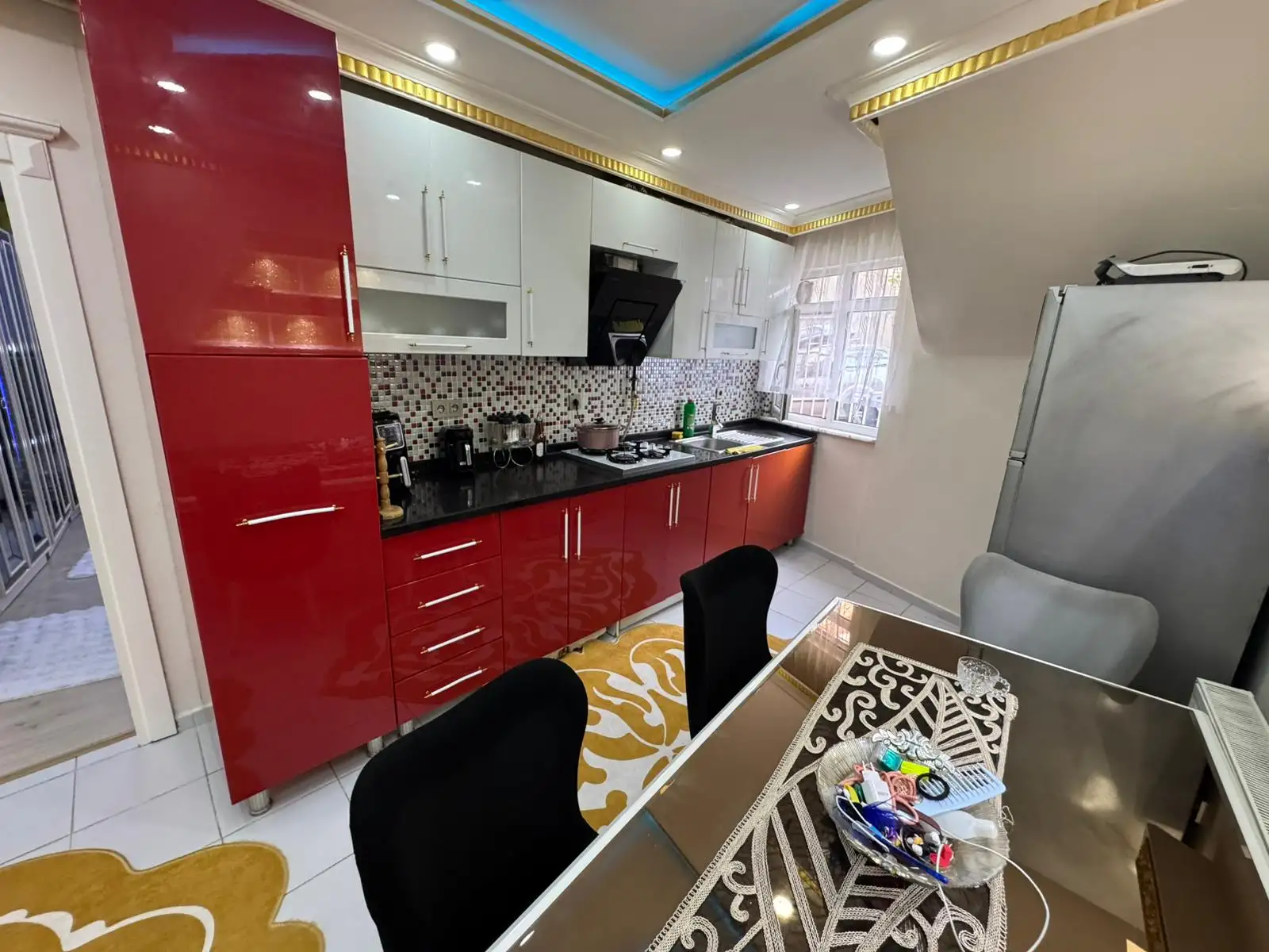 KASIMPAŞADA SATILIK 2+1 DEKORASYONLU DAİRE