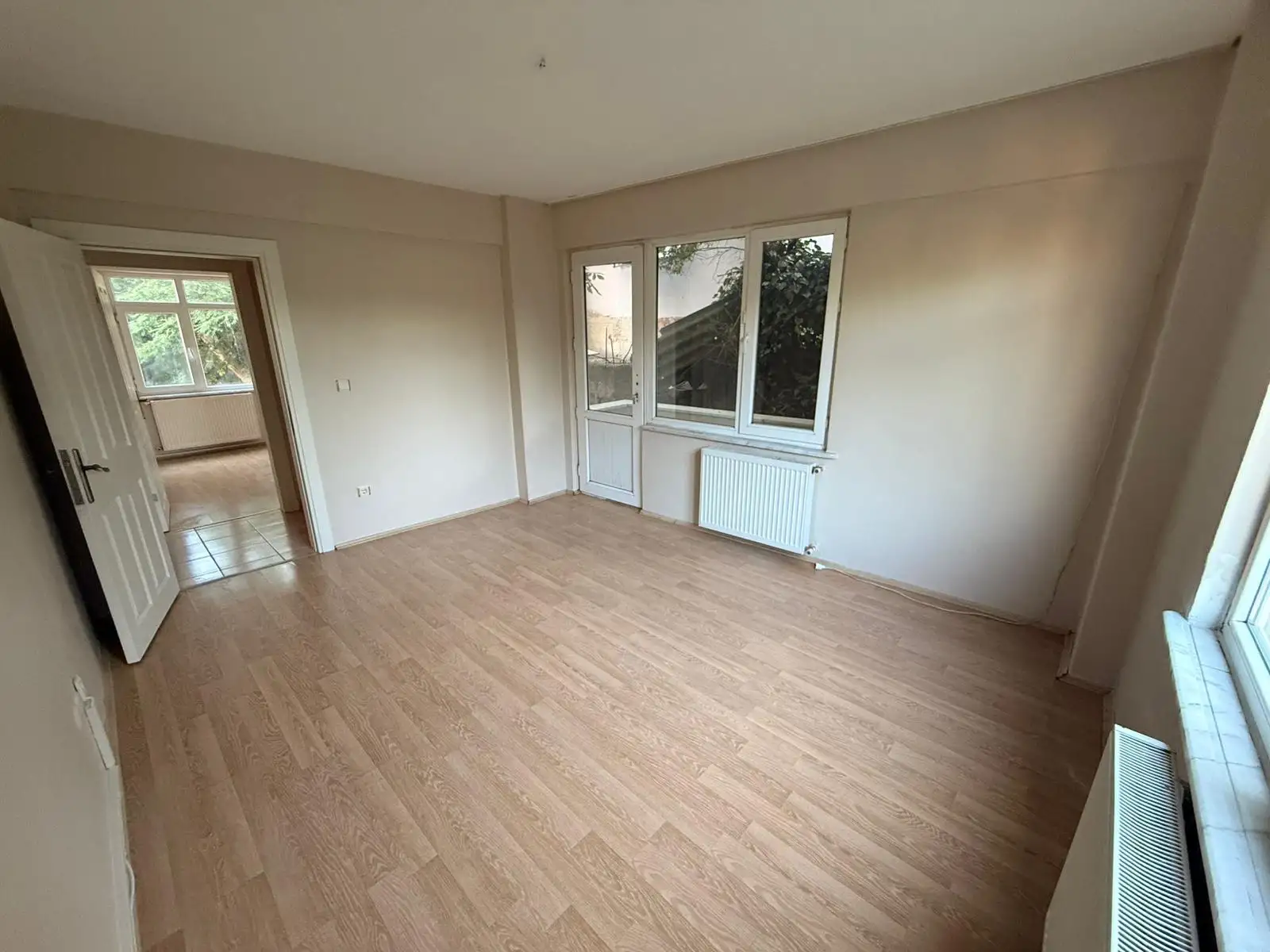 SARIYER ÇAMLITEPEDE KİRALIK GENİŞ ŞEHİR MANZARALI 3+1 DAİRE
