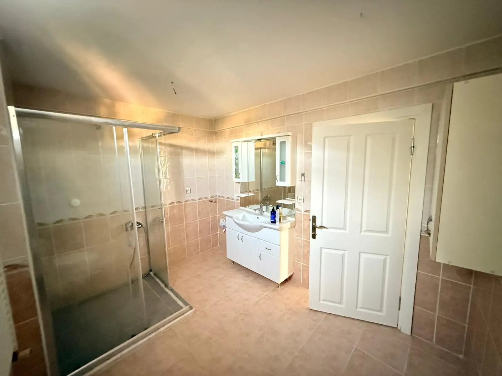 SARIYER ÇAMLITEPEDE KİRALIK GENİŞ ŞEHİR MANZARALI 3+1 DAİRE