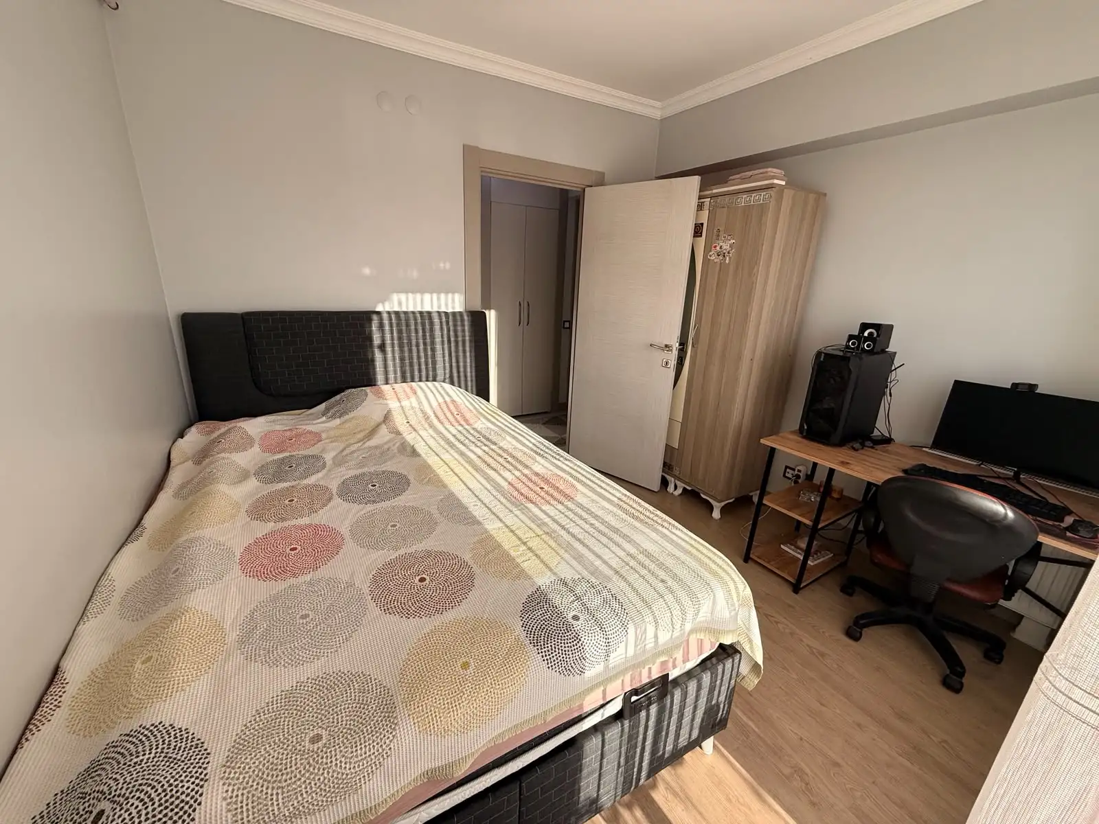 MANZARALI OTOPARKLI TOKİ KONUTLARINDA SATILIK GENİŞ 2+1 DAİRE