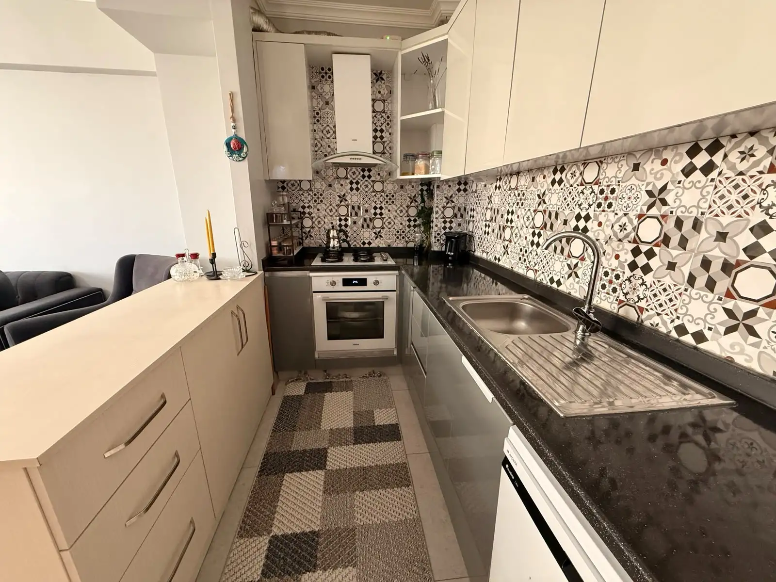 MANZARALI OTOPARKLI TOKİ KONUTLARINDA SATILIK GENİŞ 2+1 DAİRE