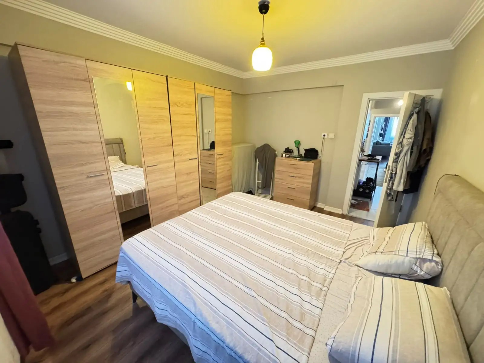 ESENTEPE'DE METROYA YAKIN ASANSÖRLÜ BİNADA SATILIK 2+1 DAİRE