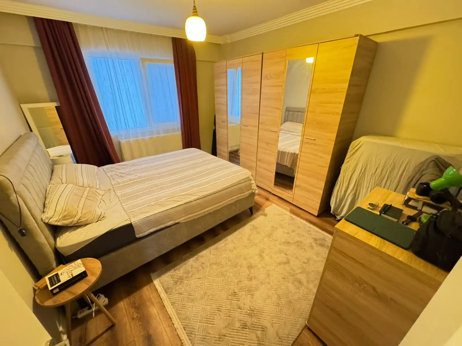 ESENTEPE'DE METROYA YAKIN ASANSÖRLÜ BİNADA SATILIK 2+1 DAİRE