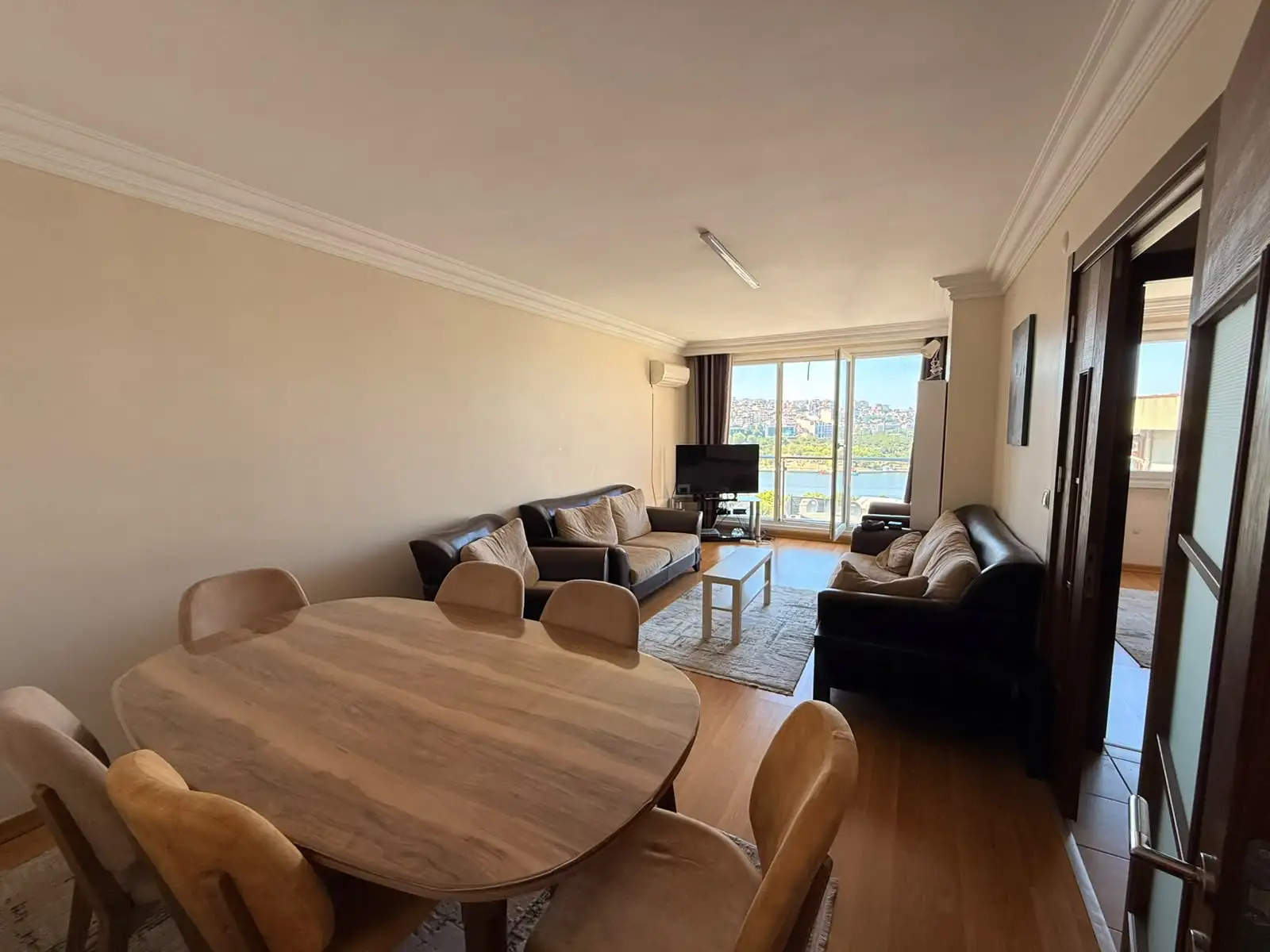 SÜTLÜCEDE HALİÇ MANZARALI SİTE İÇİNDE SATILIK 3+1 DAİRE
