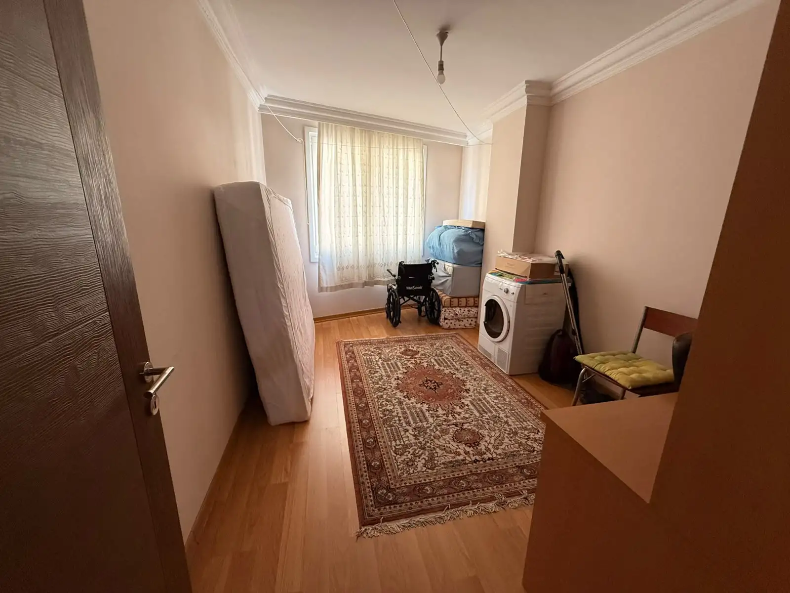 SÜTLÜCEDE HALİÇ MANZARALI SİTE İÇİNDE SATILIK 3+1 DAİRE