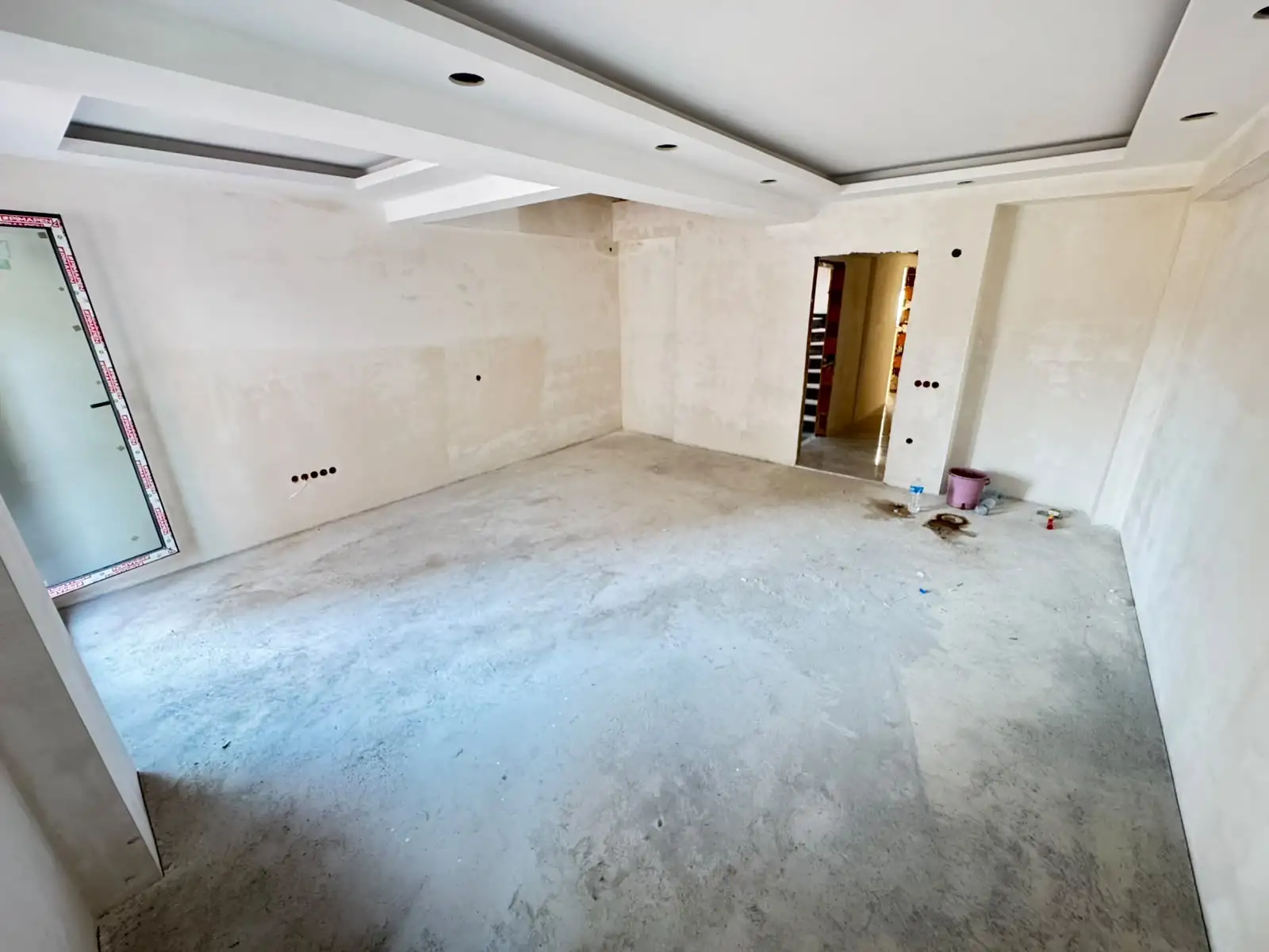 ESENTEPE'DE METROYA YAKIN SIFIR BİNADA SATILIK 3+1 DUBLEKS DAİRE