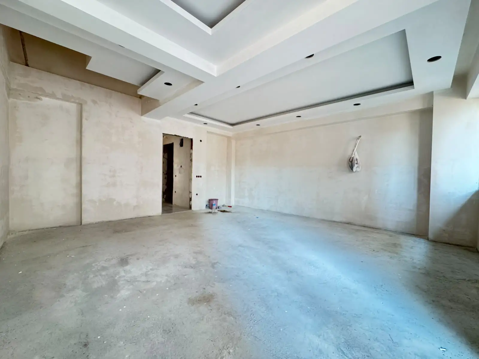 ESENTEPE'DE METROYA YAKIN SIFIR BİNADA SATILIK 3+1 DUBLEKS DAİRE