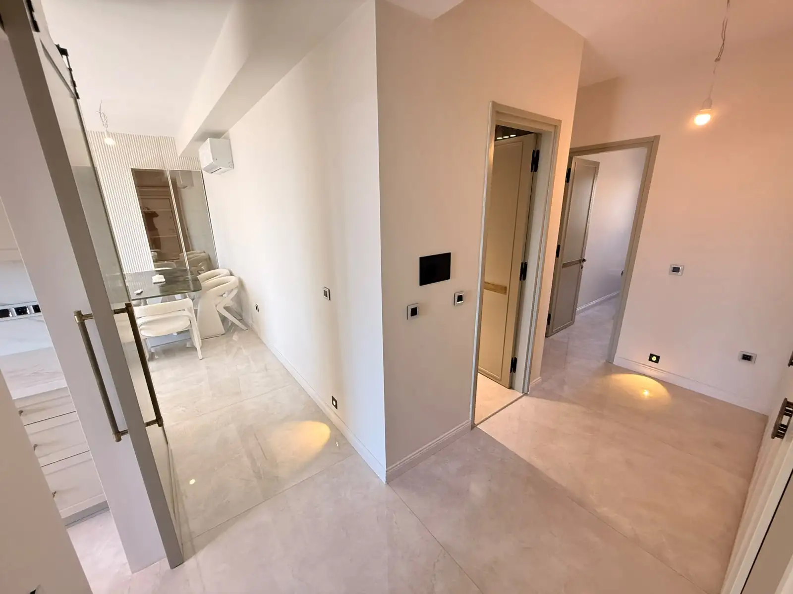 MALTEPE'DE DENİZ MANZARALI ÖZEL TASARIM EŞYALI SATILIK 2+1 DAİRE