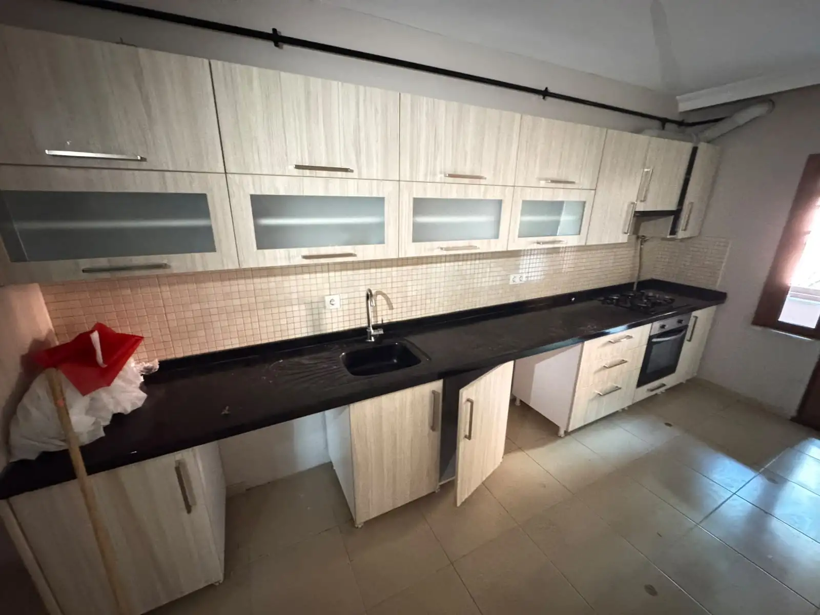 HALİL RIFAT PAŞA'DA KAPALI OTOPARKLI SATILIK 3+1 DAİRE