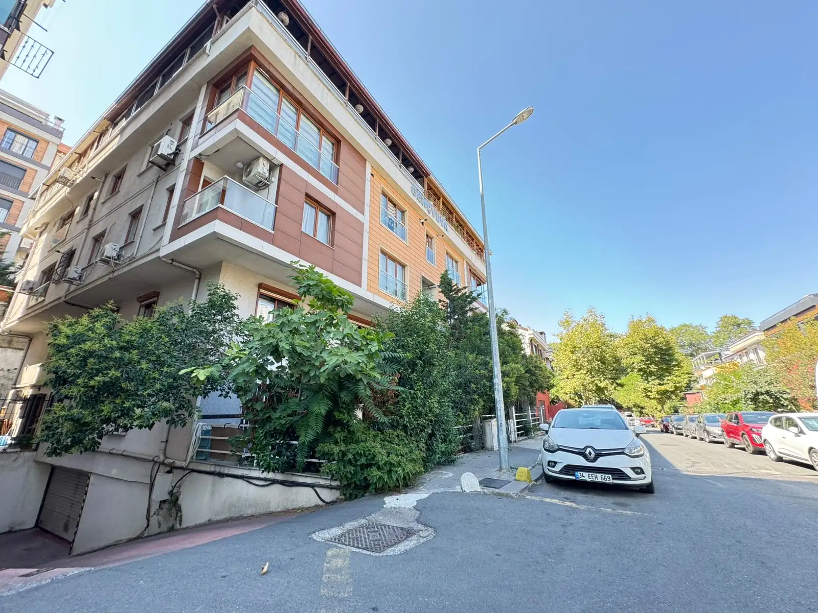 HALİL RIFAT PAŞA'DA KAPALI OTOPARKLI SATILIK 3+1 DAİRE